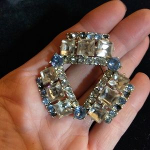 Vintage clear/blue rhinestone brooch